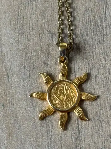 IRIEBEACH 아이리비치 태양 모티브 목걸이 GOLD