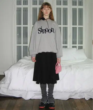 sinoon 로고 맨투맨