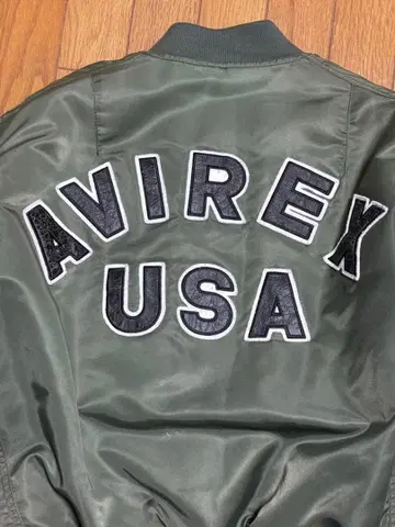 avirex ma-1 백 로고