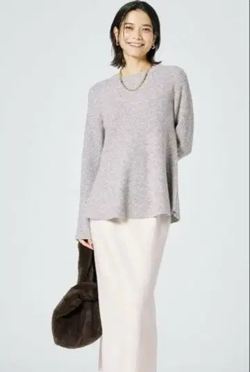 PLST 베이지 라메 긴팔 스웨터