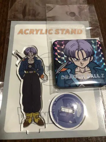 드래곤볼 팝업 스토어 한정판 아크릴 스탠드 캔뱃지 트렁크
