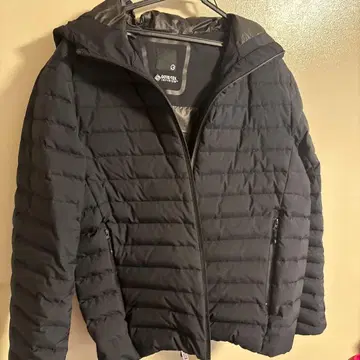 티고라 다운 자켓 고어텍스