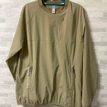 adidas 베이지 아우터 지퍼 포켓 부착