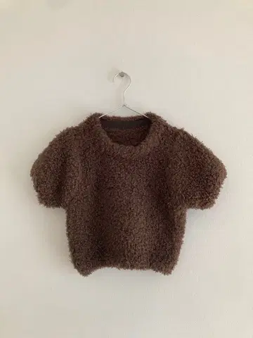 스타일 믹서 브라운 반팔 니트