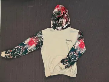 그래픽 프린트 후드 부착 후드티