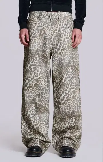 [택 포함 새상품] Jaded London 레오파드 무늬 데님 허리 32