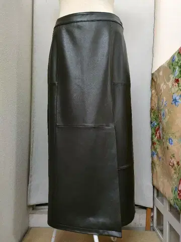 오토 가죽 롱 스커트 블랙