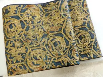 순수 실크 시크 화려한 후쿠로 오비 반짝이는 금박 육각형 문양에 용 등