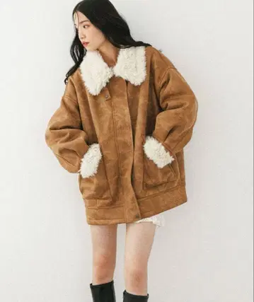 [ Heather ] 미사용 새상품 퍼 칼라 BIG 무스탕 자켓