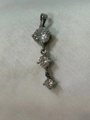 3연 큐빅 지르코니아 펜던트 탑