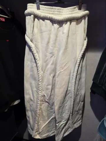 NUTEMPEROR 스웨트 팬츠