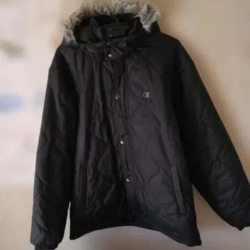 Champion 블랙 다운 자켓 후드 부착