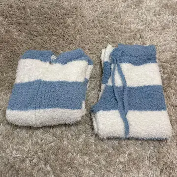 젤라피케 스카이블루 스트라이프 상하의 세트