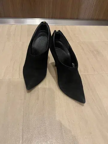 DIANA 블랙 스웨이드 부티 골드 지퍼 21.5cm