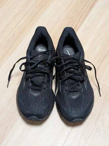 MIZUNO WAVE RIDER 28 SW 26cm 4E