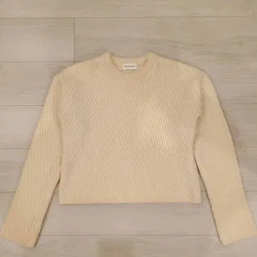 새상품급 [ BLENHEIM ] 니트 스웨터 화이트