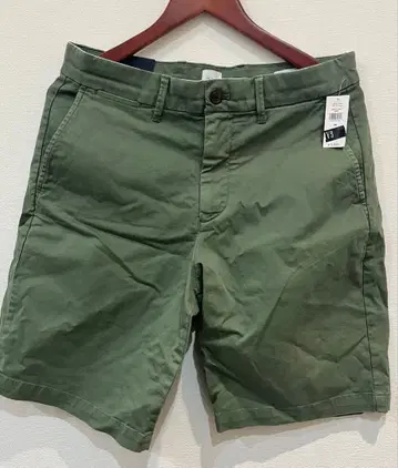 [ 새상품 가격표 포함 ] GAP 남성용 숏팬츠 사이즈 30 올리브 카키