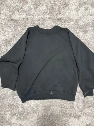 블랙 래글런 슬리브 맨투맨