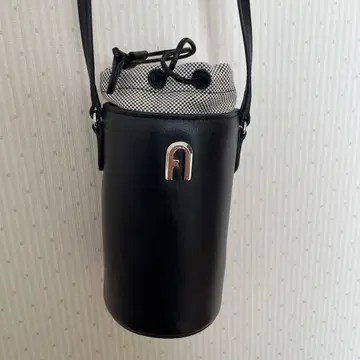 FURLA 드로우 스트링 숄더백
