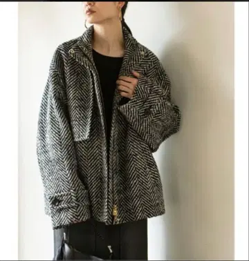 노블 빅 헤링본 숏코트