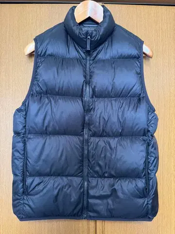 UNIQLO 울트라 라이트 다운 다운 베스트