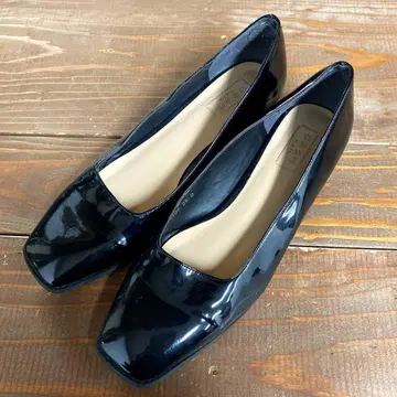 히미코 레인 슈즈 펌프스 청키힐 에나멜 펌프스