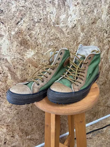 올스타 그린/베이지 하이컷 스니커즈