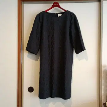 미나 페르호넨 다크 그레이 7부 소매 원피스