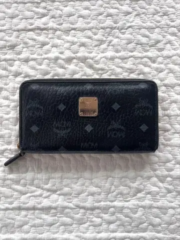 MCM 블랙 가죽 장지갑 정품!