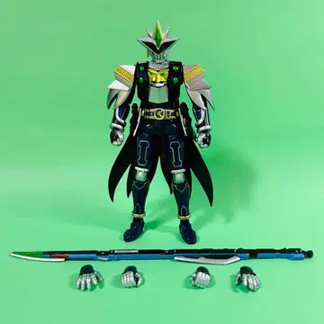 S.H.Figuarts 가면라이더 NEW 전왕 베가 폼