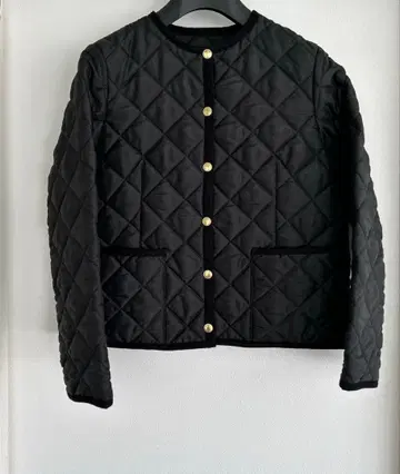 트래디셔널 웨더웨어 블랙 ARKLEY 퀼팅 자켓 36