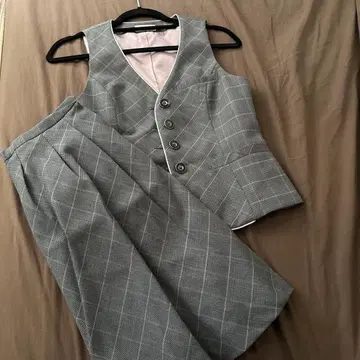 미사용 새상품 그레이 체크 무늬 스커트 수트 7호