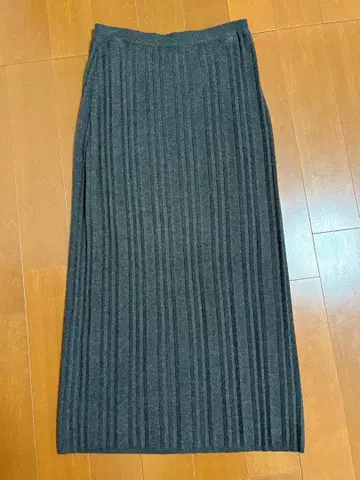 [ mizuiroind ] 플리츠 니트 스커트 그레이