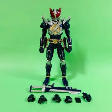 S.H.Figuarts 가면라이더 NEW 전왕 스트라이크 폼