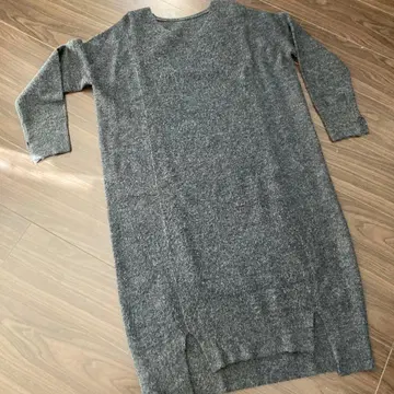 그레이 긴팔 니트 원피스