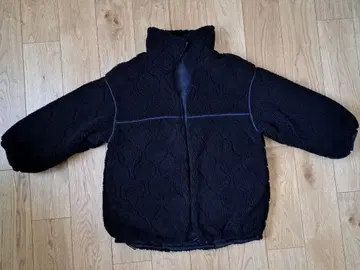 [ 새상품급 ] 리버서블 블랙 플리스 자켓 ( 오버 사이즈 )