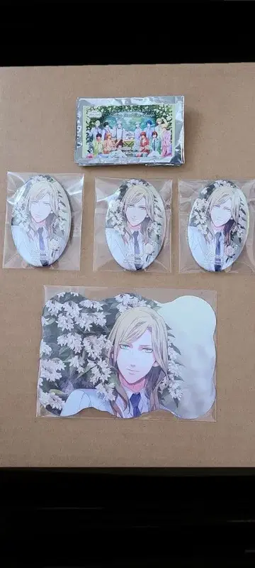 우타프리 SGP 오벌 캔뱃지 카뮤 3개 + 특전 카드