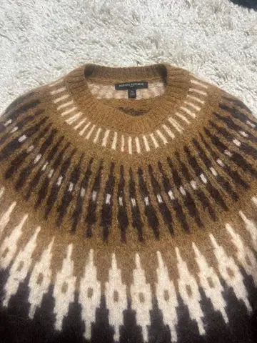 바나나리퍼블릭 알파카 70% 혼방 니트