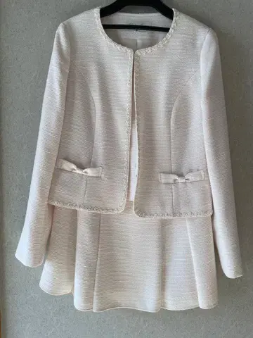 스커트 수트 9호