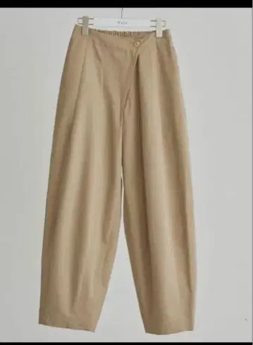 주말 가격 인하 nala 코쿤 치노 팬츠 베이지