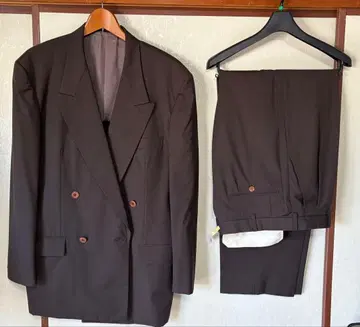 TAKEO K I KUCHI SUITS