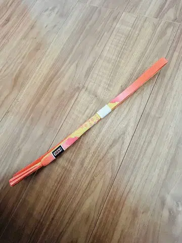 오렌지 핑크 허리띠