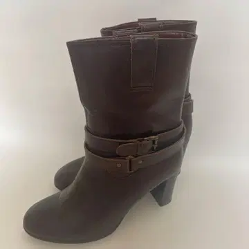 다이애나 다크 브라운 가죽 미들 부츠