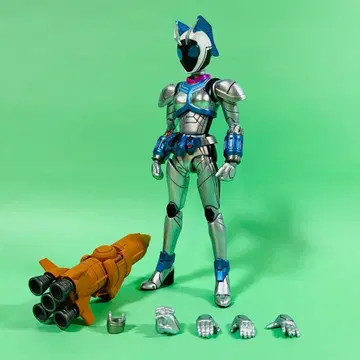 S.H.Figuarts 가면라이더 나데시코