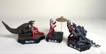 울트라 괴수 명감 마의 산으로 날아라 울트라맨 세븐 700킬로를 질주하라