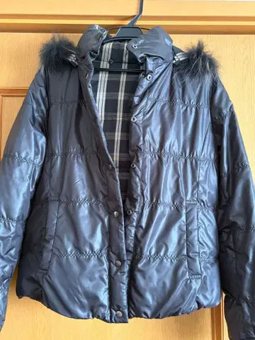 블랙 체크 무늬 다운 자켓 리버서블 퍼 포함