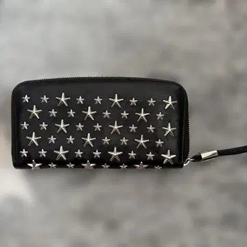 지미추 스타 스터드 블랙 장지갑