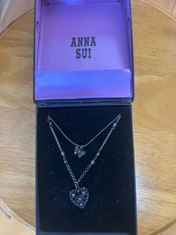 ANNA SUI 하트형 목걸이