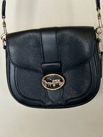 블랙 가죽 숄더백