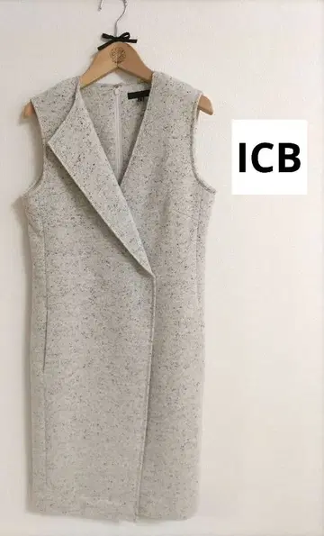 ICB 울 슬리브리스 원피스 그레이 베스트 오버롤 스커트 베스트
